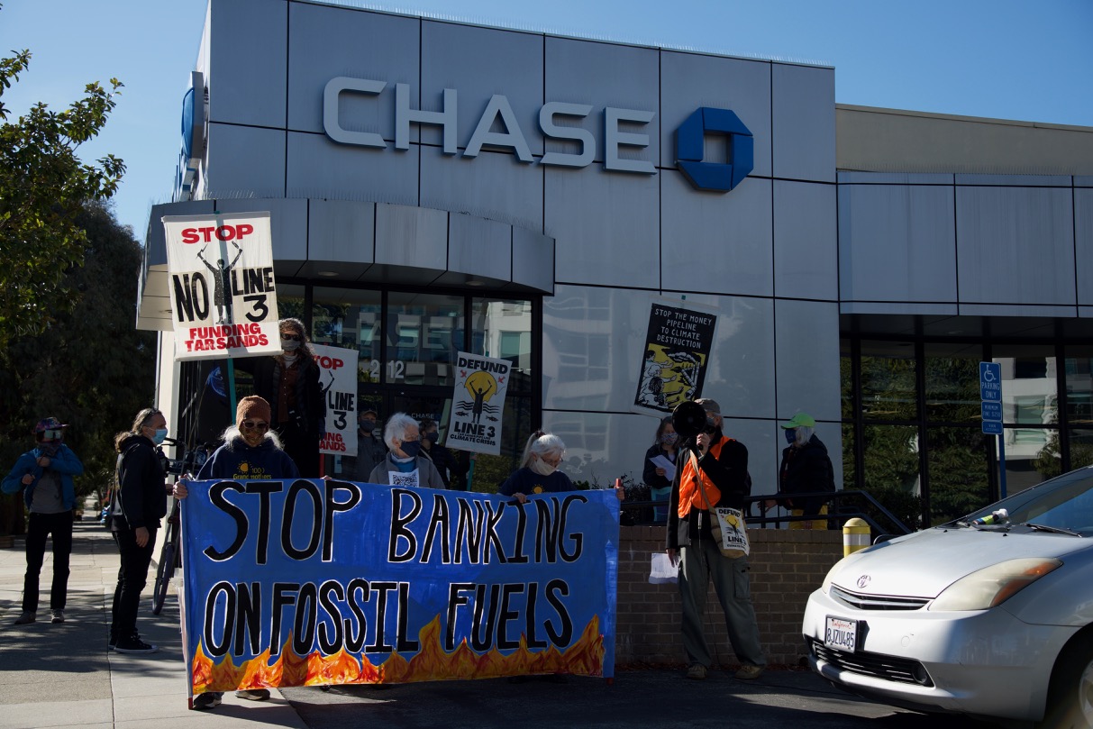 XRSFBay Confront Chase Bank in Solidarity with 'Stop Line 3' Indigenous Water Protectors in Minnesota:March 11th, 2021